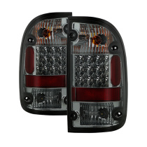 Toyota Tacoma 95-00 LED Bakljus - Röktonade Spyder Auto